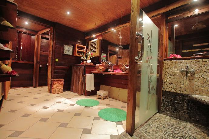 Gite Jaden Kreyol, salle de bain